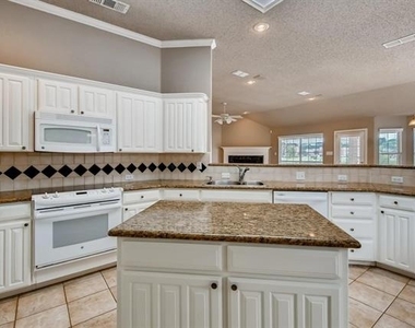 5930 River Bend Drive - Photo Thumbnail 14