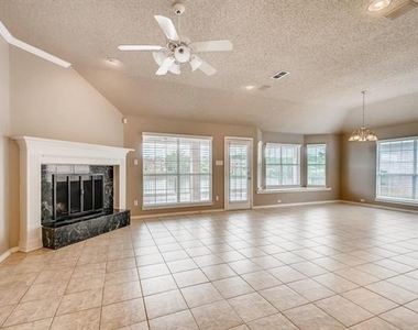 5930 River Bend Drive - Photo Thumbnail 5