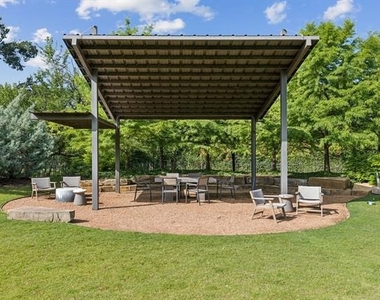 3959 Bowie Lane - Photo Thumbnail 16