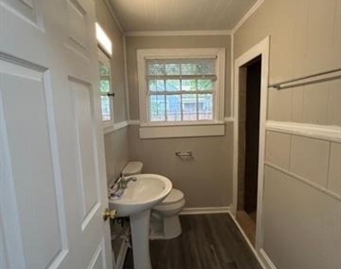 625 Larkin Street - Photo Thumbnail 4