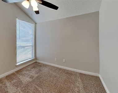 222 Mahogany Drive - Photo Thumbnail 13