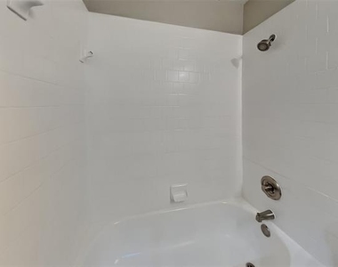 222 Mahogany Drive - Photo Thumbnail 15