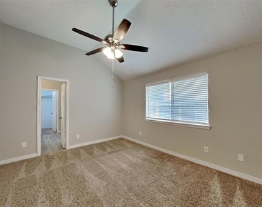 222 Mahogany Drive - Photo Thumbnail 3