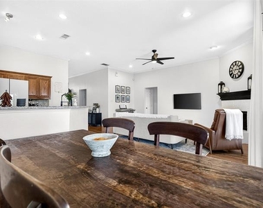 4820 Eagle Trace Drive - Photo Thumbnail 15