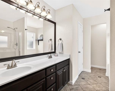 4820 Eagle Trace Drive - Photo Thumbnail 20