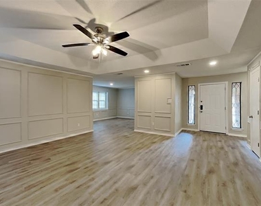 4819 Gaylewood Court - Photo Thumbnail 1