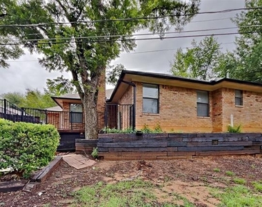 4819 Gaylewood Court - Photo Thumbnail 16