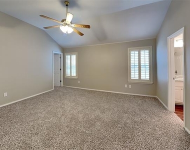 12141 Thicket Bend Drive - Photo Thumbnail 5