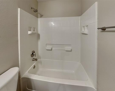 12141 Thicket Bend Drive - Photo Thumbnail 13