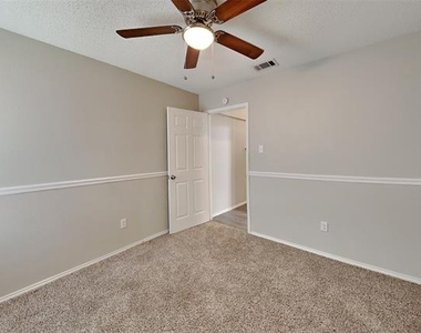 7864 Maiden Lane - Photo Thumbnail 9