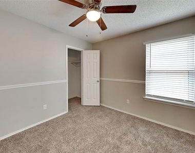 7864 Maiden Lane - Photo Thumbnail 10