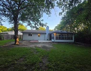 715 N Deerfield Circle - Photo Thumbnail 37
