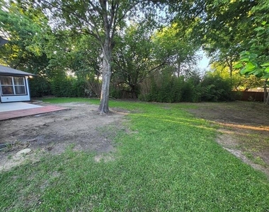 715 N Deerfield Circle - Photo Thumbnail 35
