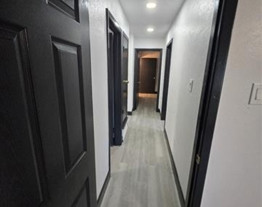 715 N Deerfield Circle - Photo Thumbnail 30