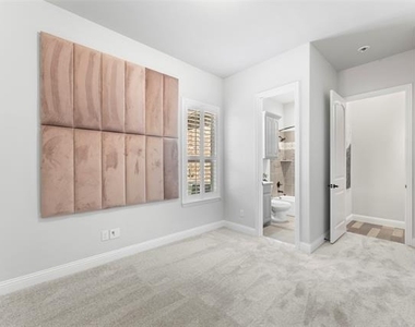 7581 Sevie Lane - Photo Thumbnail 24