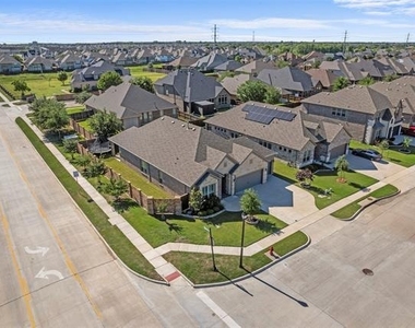 7581 Sevie Lane - Photo Thumbnail 32
