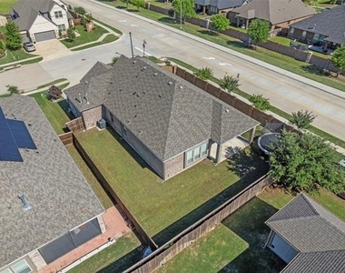7581 Sevie Lane - Photo Thumbnail 34