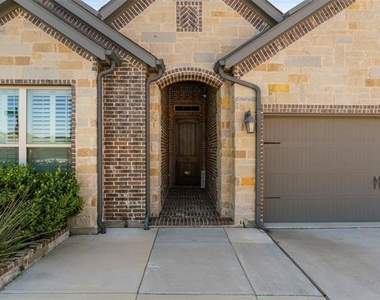 7581 Sevie Lane - Photo Thumbnail 27