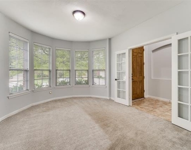 16420 White Rock Boulevard - Photo Thumbnail 4