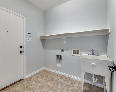16420 White Rock Boulevard - Photo Thumbnail 21