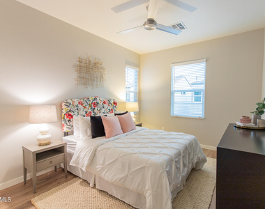 3705 E Flower Street - Photo Thumbnail 12