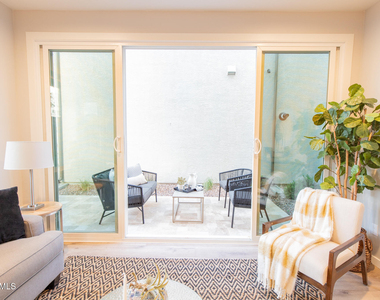 3705 E Flower Street - Photo Thumbnail 9