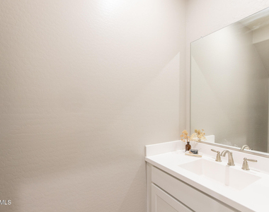 3705 E Flower Street - Photo Thumbnail 4