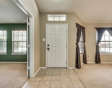 1528 Silver Spur Drive - Photo Thumbnail 11