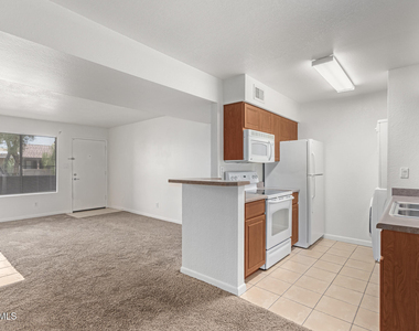5995 N 78th Street - Photo Thumbnail 10