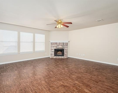 2503 Buckskin Drive - Photo Thumbnail 3