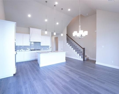 3208 Morris Lane - Photo Thumbnail 14