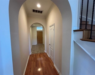 3721 Vienna Street - Photo Thumbnail 23