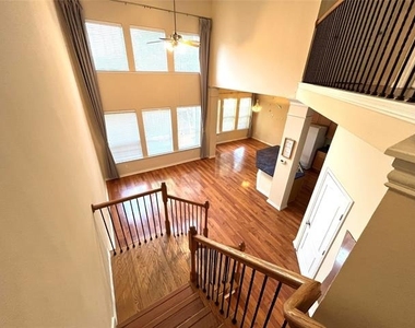 3721 Vienna Street - Photo Thumbnail 1