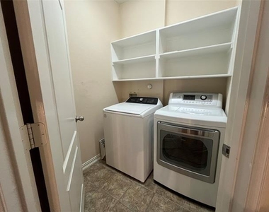 3721 Vienna Street - Photo Thumbnail 20