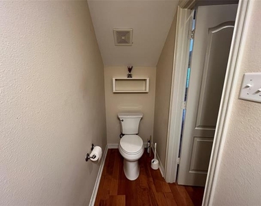3721 Vienna Street - Photo Thumbnail 21