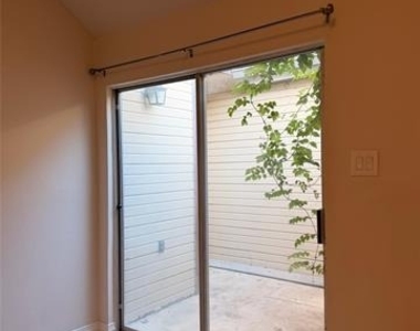 3115 Royal Gable Drive - Photo Thumbnail 30