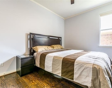 8312 Clear Bay - Photo Thumbnail 15