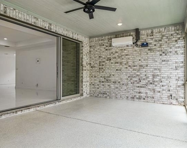 329 Magnolia Street - Photo Thumbnail 29