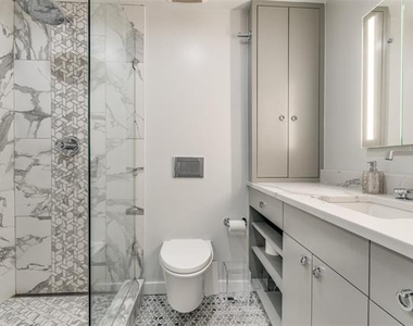 3030 Mckinney Avenue - Photo Thumbnail 16