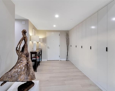 3030 Mckinney Avenue - Photo Thumbnail 6