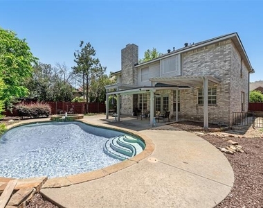 2912 Shadow Oak Court - Photo Thumbnail 30
