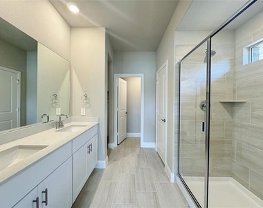 3713 Canyon Drive - Photo Thumbnail 11