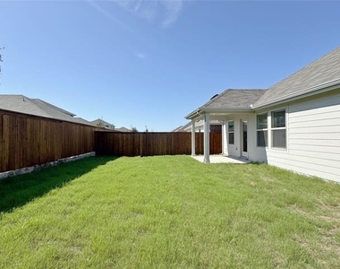 3713 Canyon Drive - Photo Thumbnail 21