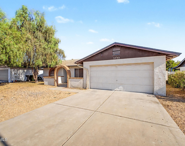 5733 W Mescal Street - Photo Thumbnail 2