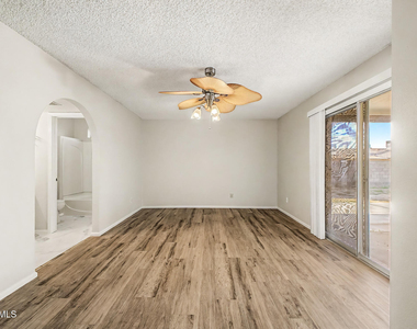5733 W Mescal Street - Photo Thumbnail 18