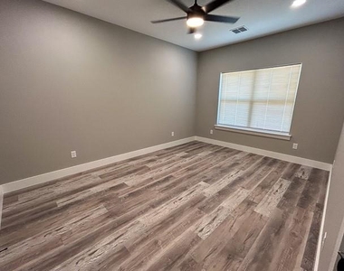 1340 County Road 2175 - Photo Thumbnail 9