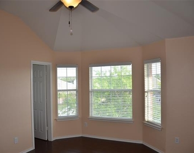 3305 Ocean Drive - Photo Thumbnail 13