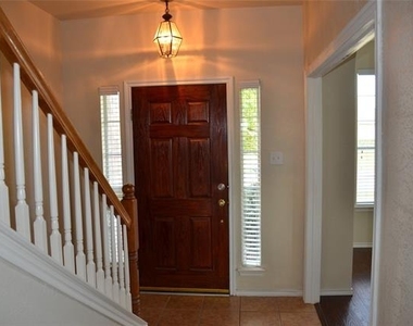 3305 Ocean Drive - Photo Thumbnail 5