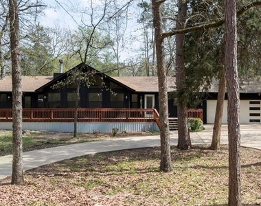 284 Pleasant Hill Lane - Photo Thumbnail 9