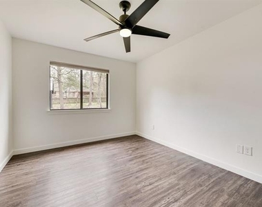 284 Pleasant Hill Lane - Photo Thumbnail 21
